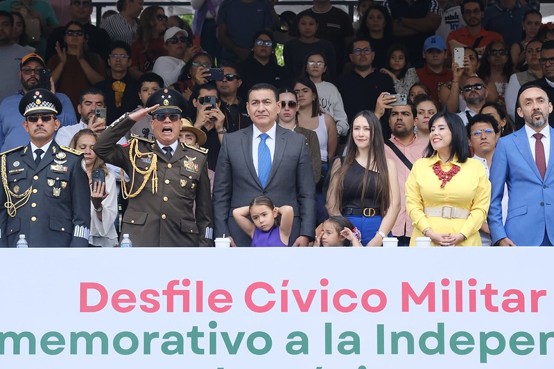 Al estilo Jalisco, se realiza el Desfile Cívico Militar Conmemorativo por el 215º Aniversario del inicio de la Independencia de México